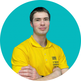 Эрик - КИБЕРшкола программирования для детей, компьютерные курсы для школьников, начинающих и подростков - KIBERone г. Алексеевский